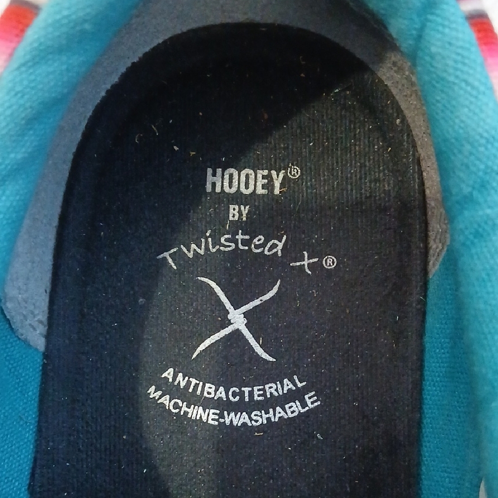 Hooey Women's Vibrant Striped Sneakers - Picture 4 of 5
